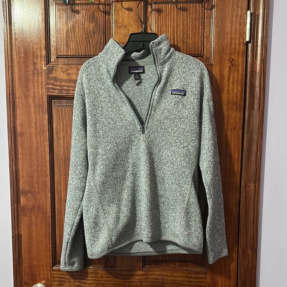 Patagonia Heathered Gray Fleece Pullover